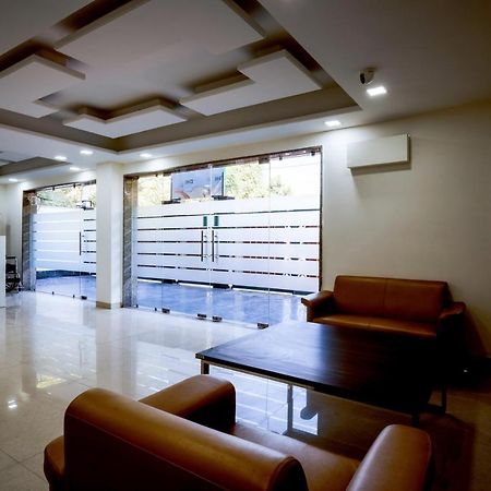 The Palms Inn I Near Medanta Medicity I Sec-38 Ґурґаон Екстер'єр фото